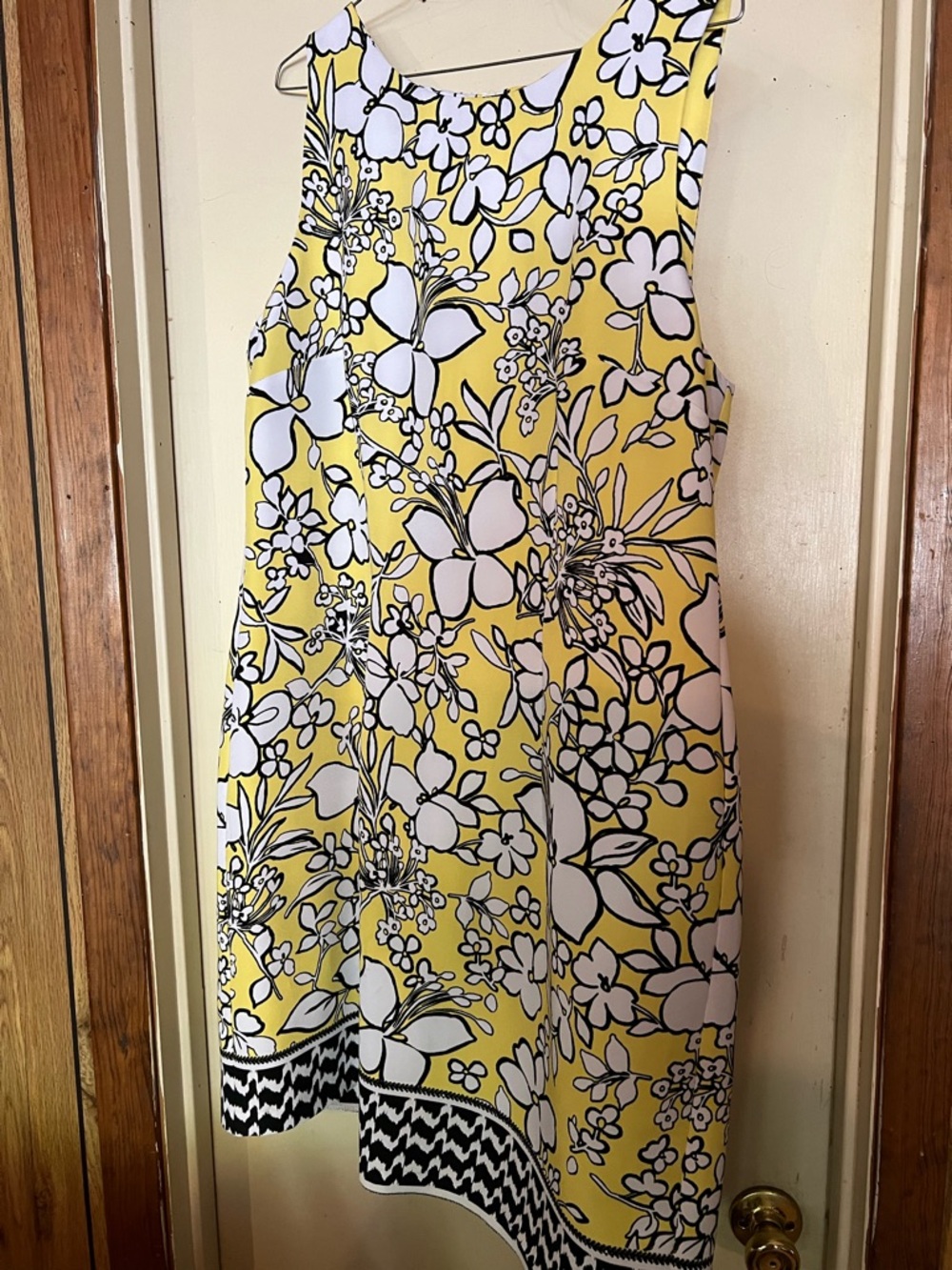 AGB Yellow and White Floral Sleeveless Mini Dress